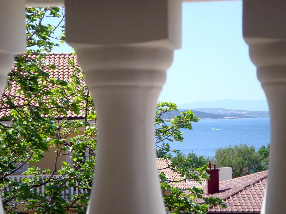 Apartments Jelicic Selce Esterno foto